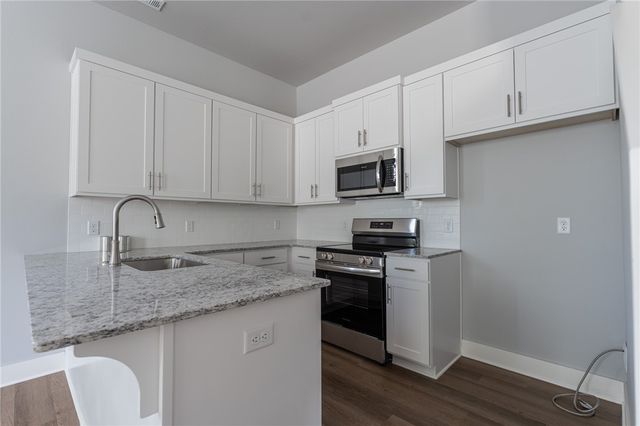 354 E 10th Street, Fayetteville, AR 72701