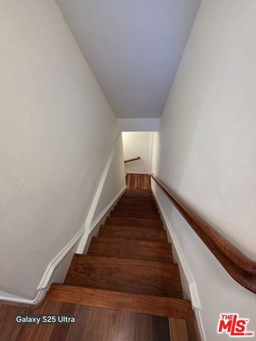5242 Vesper Avenue 8, Los Angeles, CA 91411