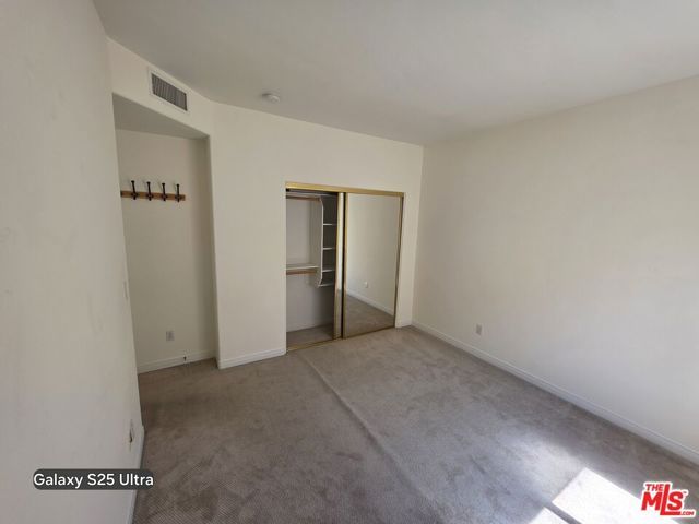 5242 Vesper Avenue 8, Los Angeles, CA 91411