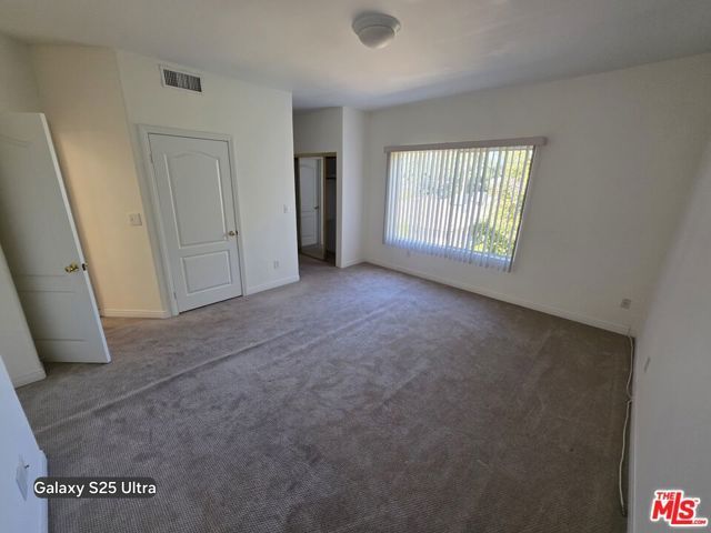 5242 Vesper Avenue 8, Los Angeles, CA 91411