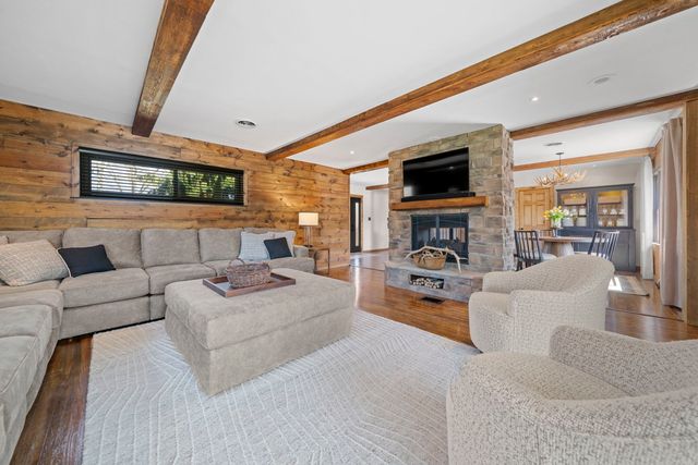 10707 N IL RT 2, Rockford, IL 61102