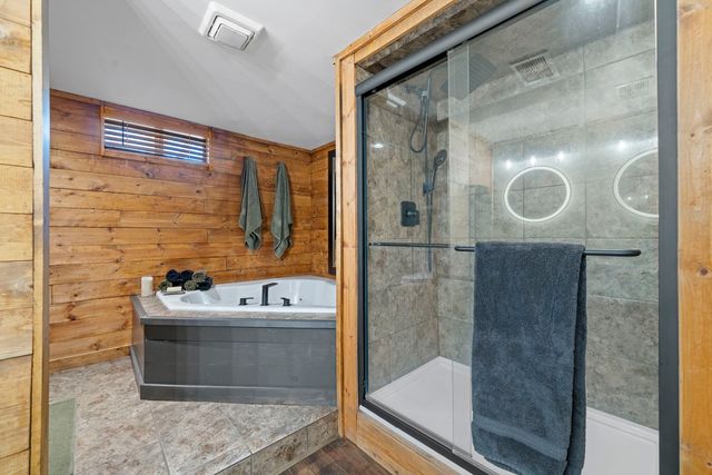 10707 N IL RT 2, Rockford, IL 61102