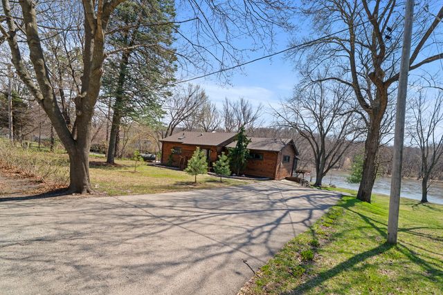 10707 N IL RT 2, Rockford, IL 61102