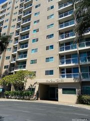 94-979 Kauolu Place 1102, Waipahu, HI 96797