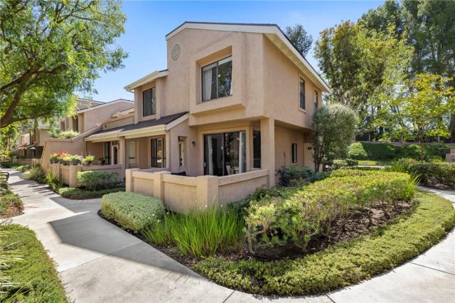 5722 E Stillwater 85, Orange, CA 92869