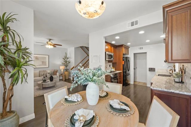 5722 E Stillwater 85, Orange, CA 92869