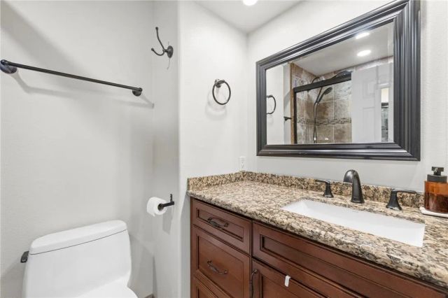 5722 E Stillwater 85, Orange, CA 92869