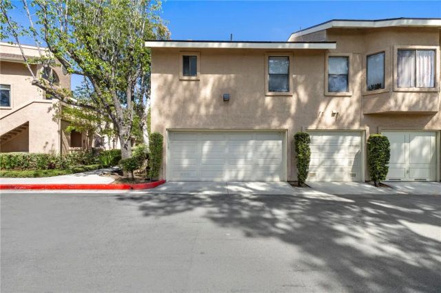 5722 E Stillwater 85, Orange, CA 92869