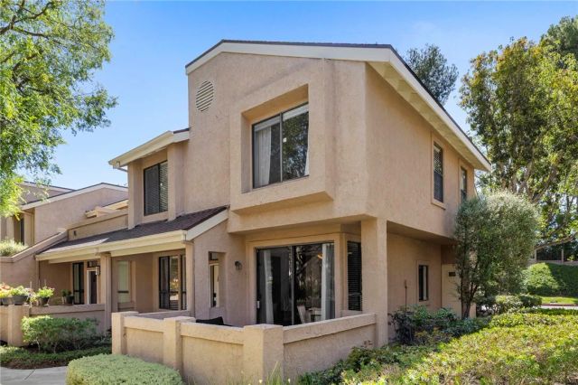 5722 E Stillwater 85, Orange, CA 92869