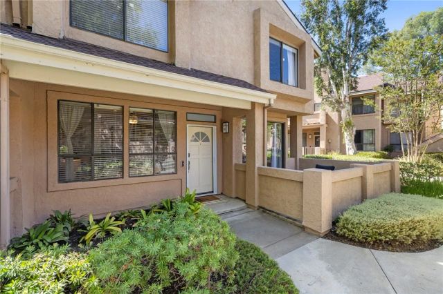 5722 E Stillwater 85, Orange, CA 92869