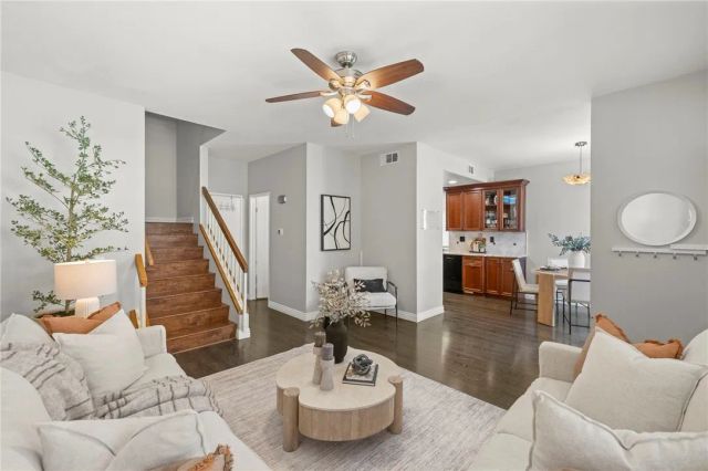 5722 E Stillwater 85, Orange, CA 92869