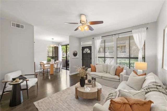 5722 E Stillwater 85, Orange, CA 92869