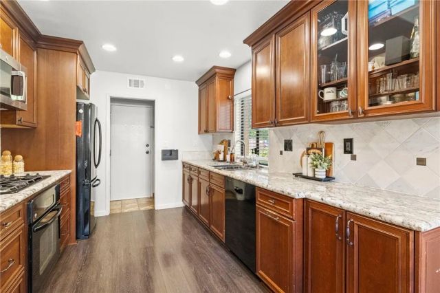 5722 E Stillwater 85, Orange, CA 92869