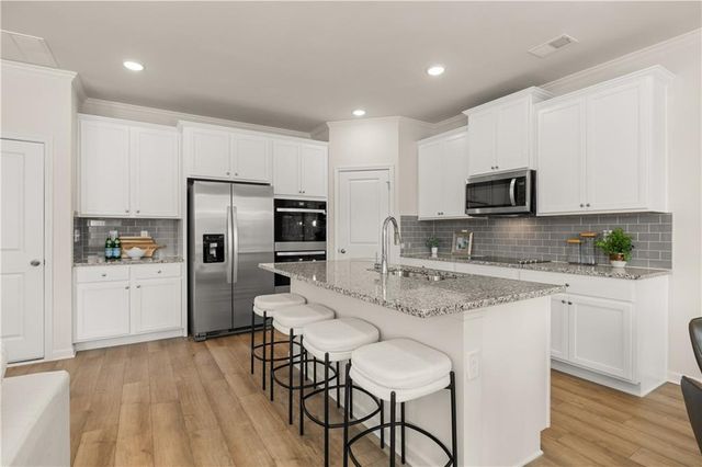 313 Cedar Hollow Drive, Conyers, GA 30094