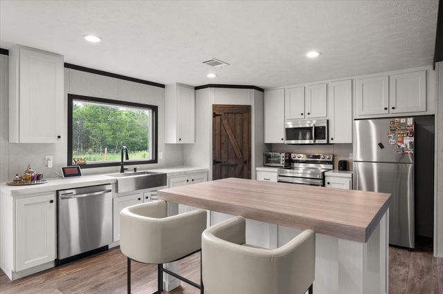 3896 NW County Road 3111, Purdon, TX 76679