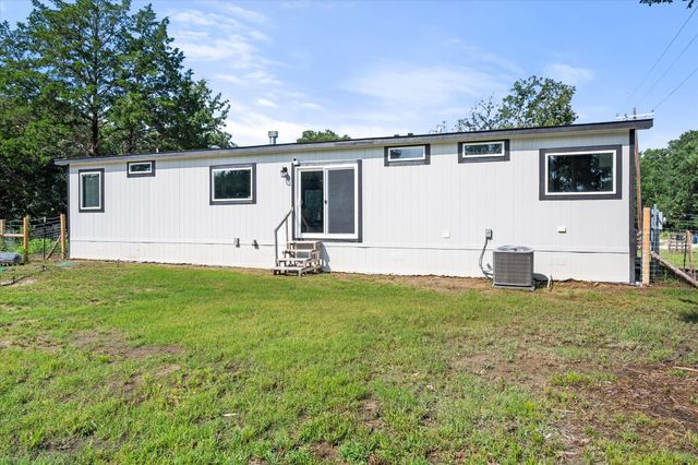 3896 NW County Road 3111, Purdon, TX 76679