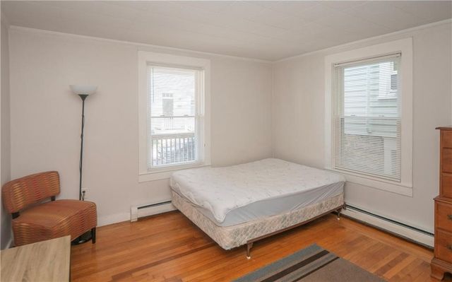 11 Young Street 1, Newport, RI 02840