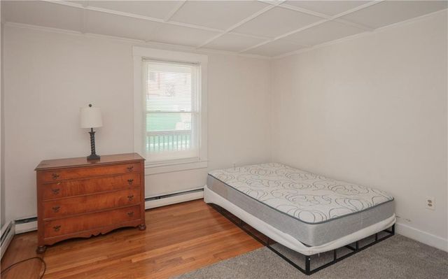 11 Young Street 1, Newport, RI 02840