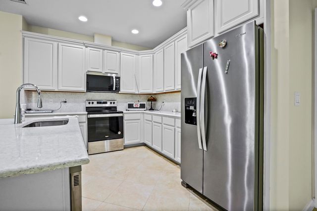 12842 SW Lake Fern Circle, Port St. Lucie, Port St Lucie, FL 34987
