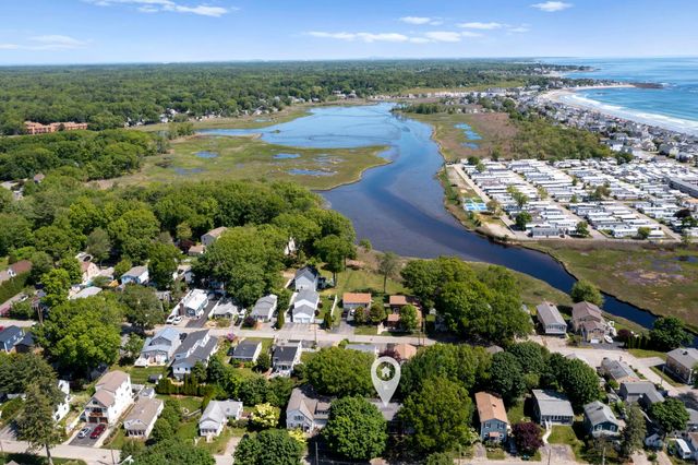 11 Emerald Avenue, Hampton, NH 03842