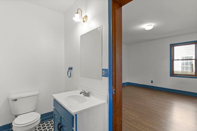 11 Emerald Avenue, Hampton, NH 03842