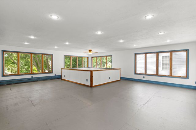 11 Emerald Avenue, Hampton, NH 03842