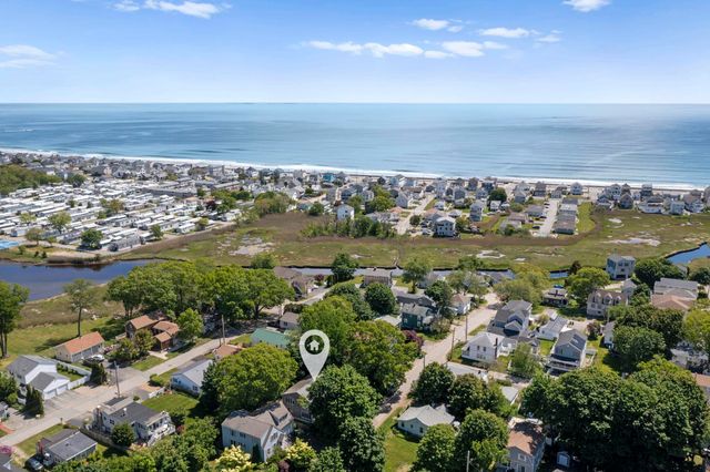 11 Emerald Avenue, Hampton, NH 03842