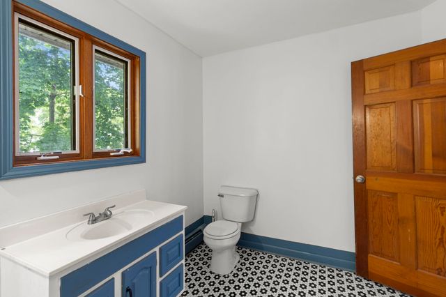 11 Emerald Avenue, Hampton, NH 03842