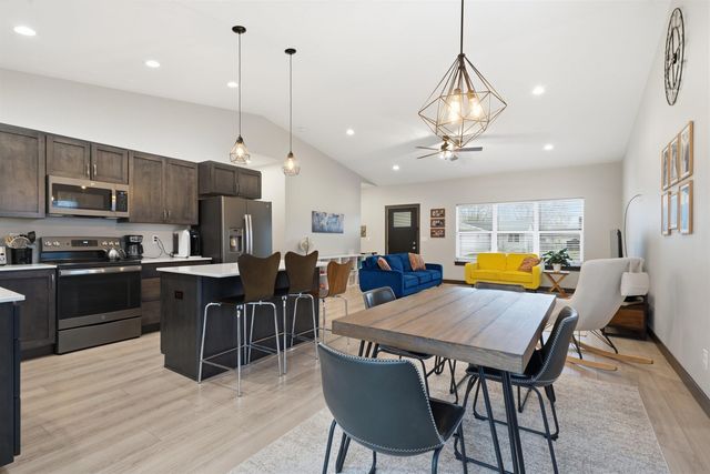 1205 Fran Street, Evansdale, IA 50707