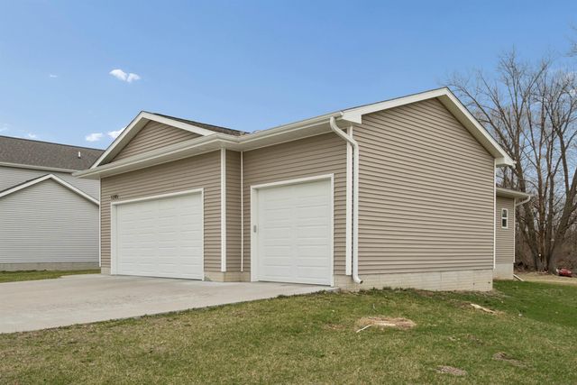 1205 Fran Street, Evansdale, IA 50707