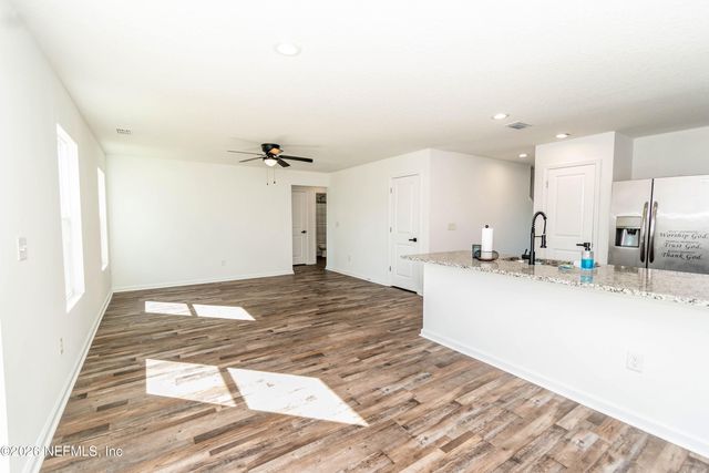 768 CONSTITUTION Place, Macclenny, FL 32063