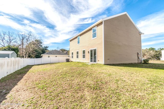 768 CONSTITUTION Place, Macclenny, FL 32063