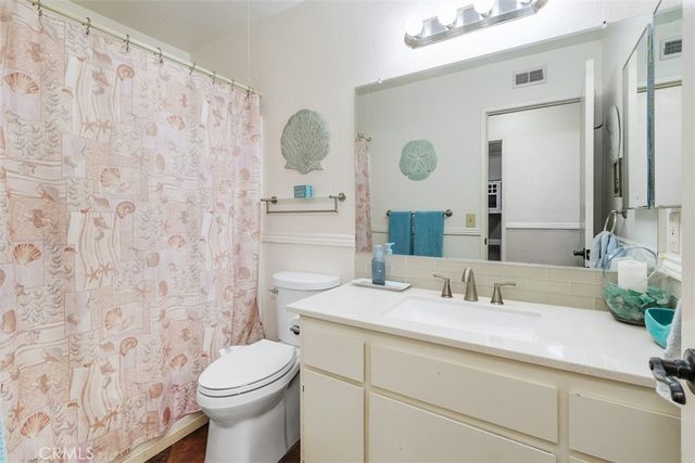 233 Southshore, Lake Elsinore, CA 92530