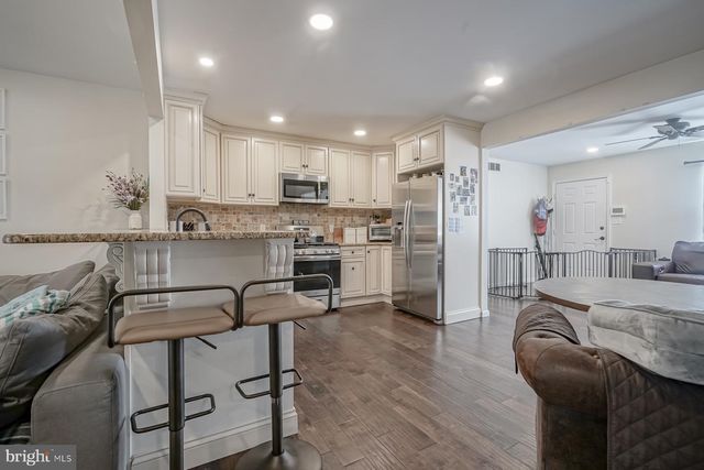 1049 CLAYTON ROAD, Williamstown, NJ 08094