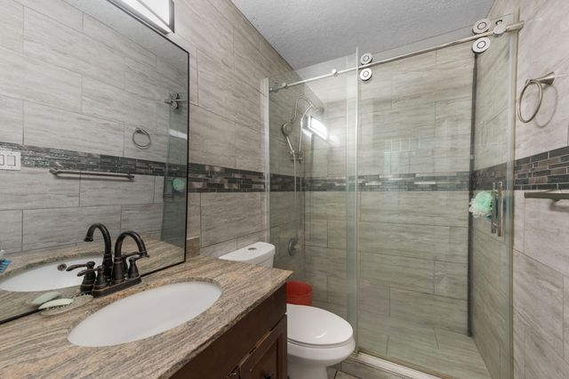 8600 Casa De Luz Court NW, Albuquerque, NM 87120