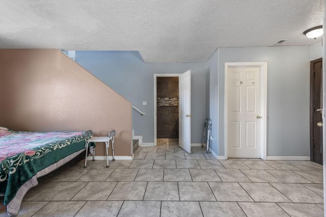 8600 Casa De Luz Court NW, Albuquerque, NM 87120