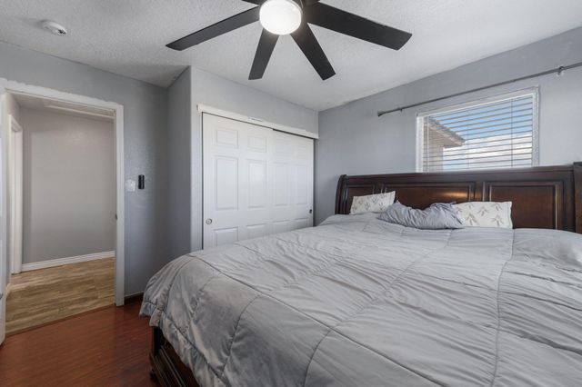 8600 Casa De Luz Court NW, Albuquerque, NM 87120