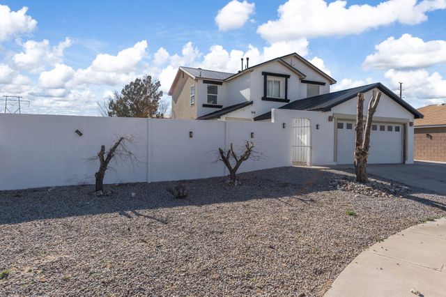 8600 Casa De Luz Court NW, Albuquerque, NM 87120