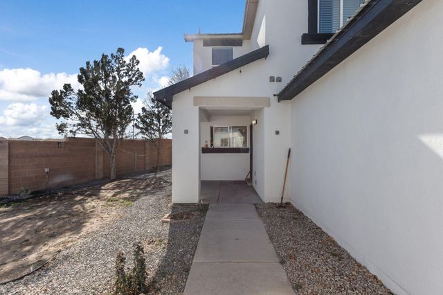 8600 Casa De Luz Court NW, Albuquerque, NM 87120