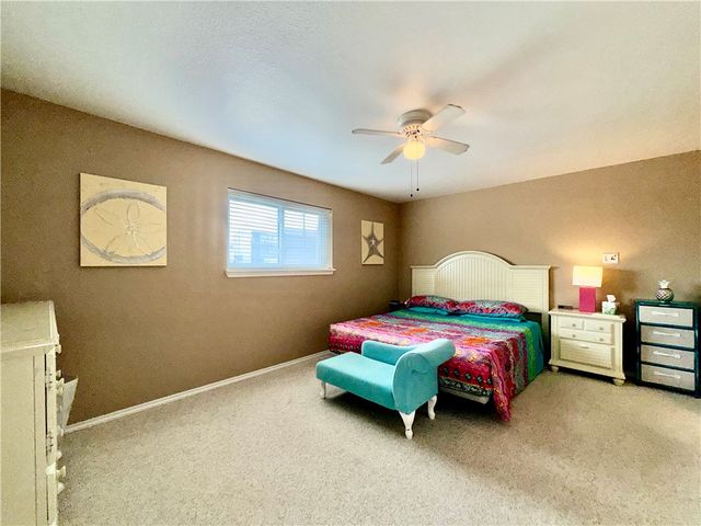 14921 Windward Dr 104, Corpus Christi, TX 78418