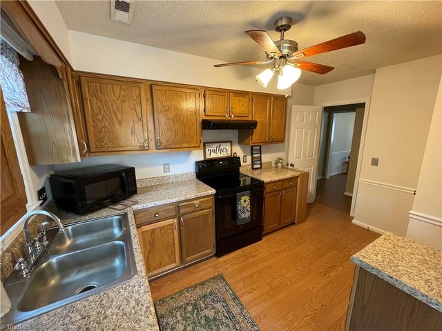 4507 Eagle Rock Road, Greensboro, NC 27410