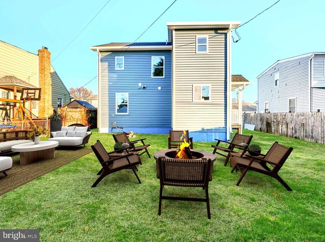 9 AVENAL RD, Baltimore, MD 21221