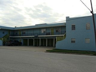 802 Avenue K 4, Galveston, TX 77550