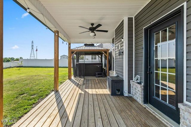 433 Boulder Court, Johnson City, TN 37615