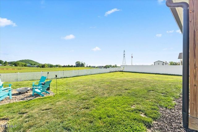 433 Boulder Court, Johnson City, TN 37615