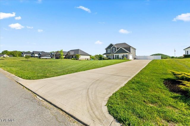 433 Boulder Court, Johnson City, TN 37615