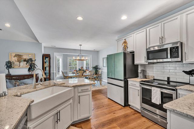 635 Spring Grove DR, Vinton, VA 24179