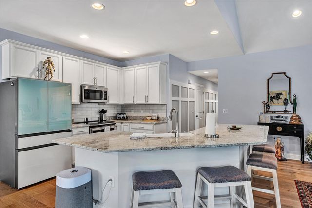 635 Spring Grove DR, Vinton, VA 24179