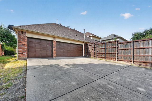 4433 Sanderosa Lane, Richardson, TX 75082