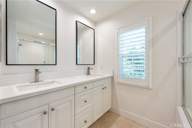 12 Arborside, Irvine, CA 92603